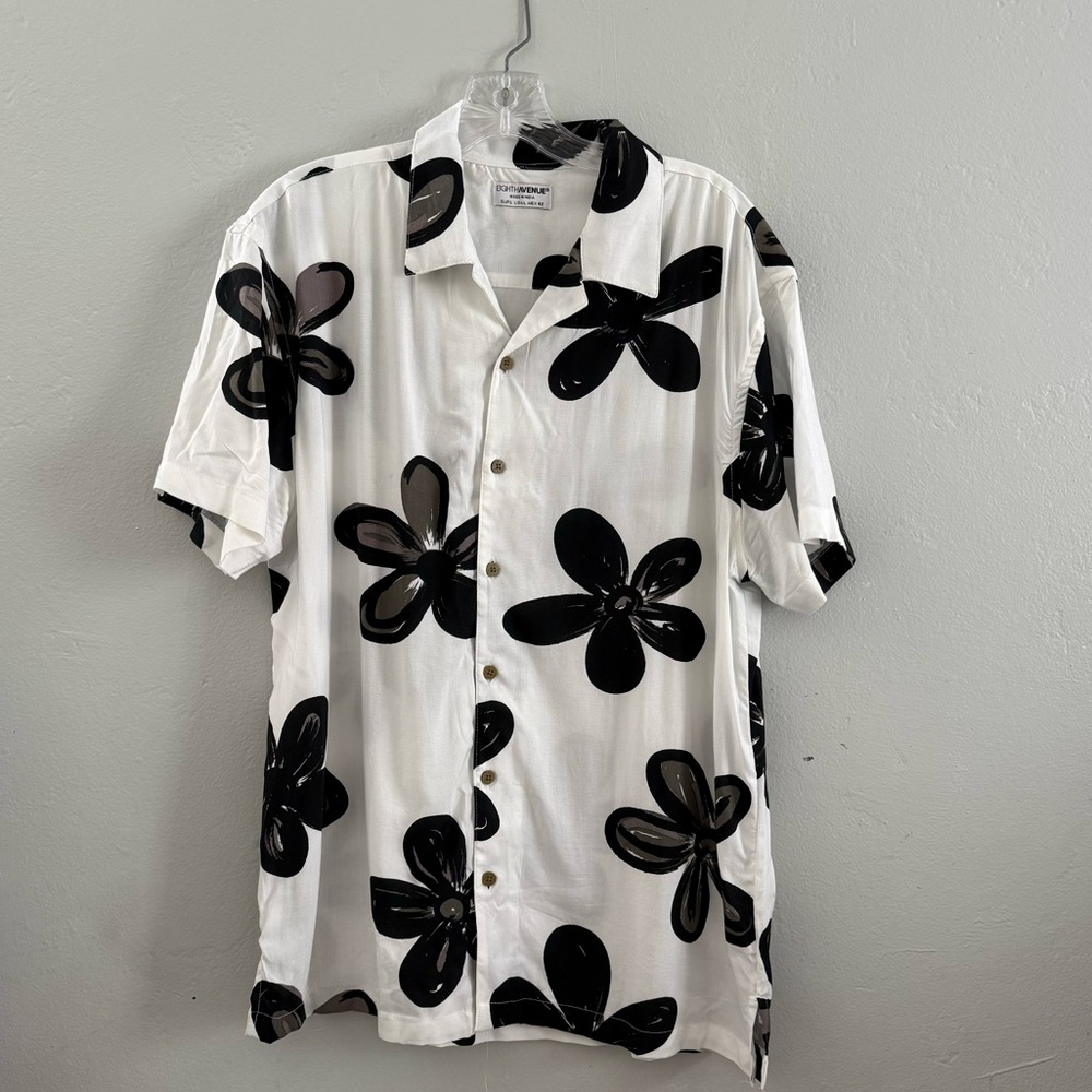 Never Worn Men’s Dress Shirt! Size Large